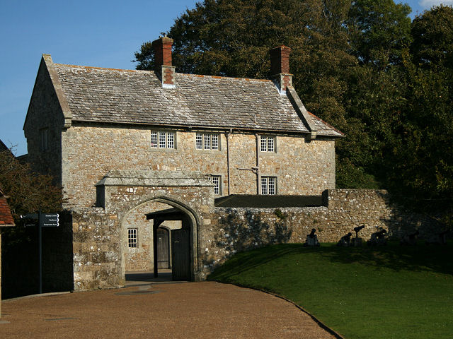 Carisbrooke Castle